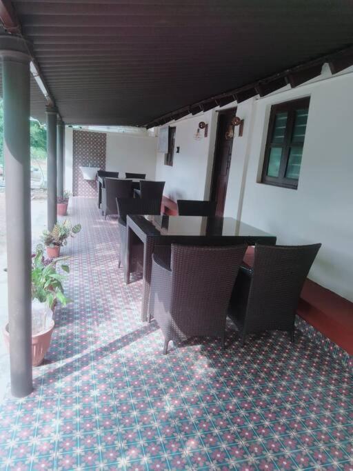 A Quaint Cottage With Rajah'S Seat View. Madikeri Zewnętrze zdjęcie