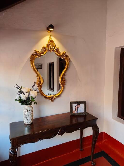 A Quaint Cottage With Rajah'S Seat View. Madikeri Zewnętrze zdjęcie
